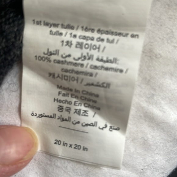 Williams-Sonoma Home 100% cashmere pillow cover with down insert- 20” x 20” - Picture 4 of 8